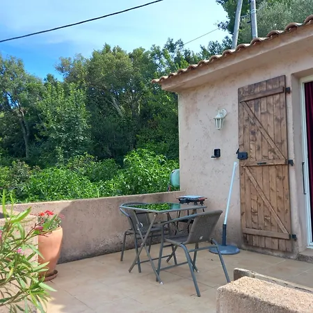 Mini 1 Piece 21 M2 Pour 2 Personnes Piscine Partagee Climatisation Апартаменты