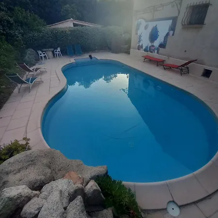 Mini 1 Piece 21 M2 Pour 2 Personnes Piscine Partagee Climatisation Lejlighed *